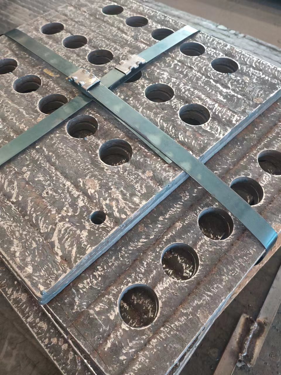 耐磨板切割